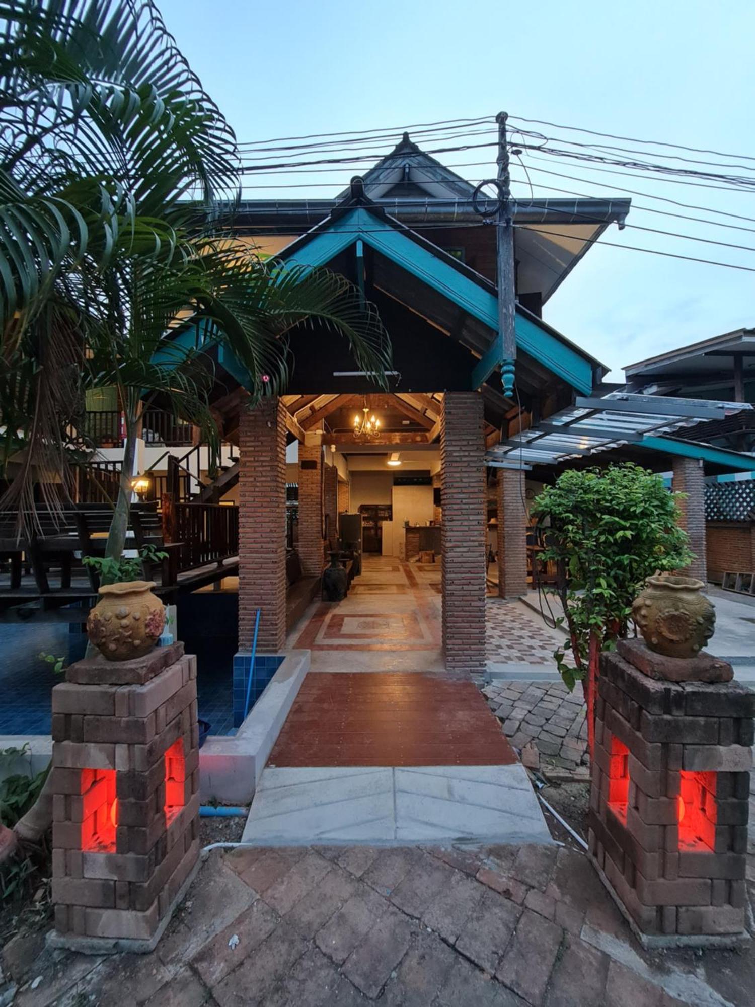 Tepbunthomhouse Homestay *