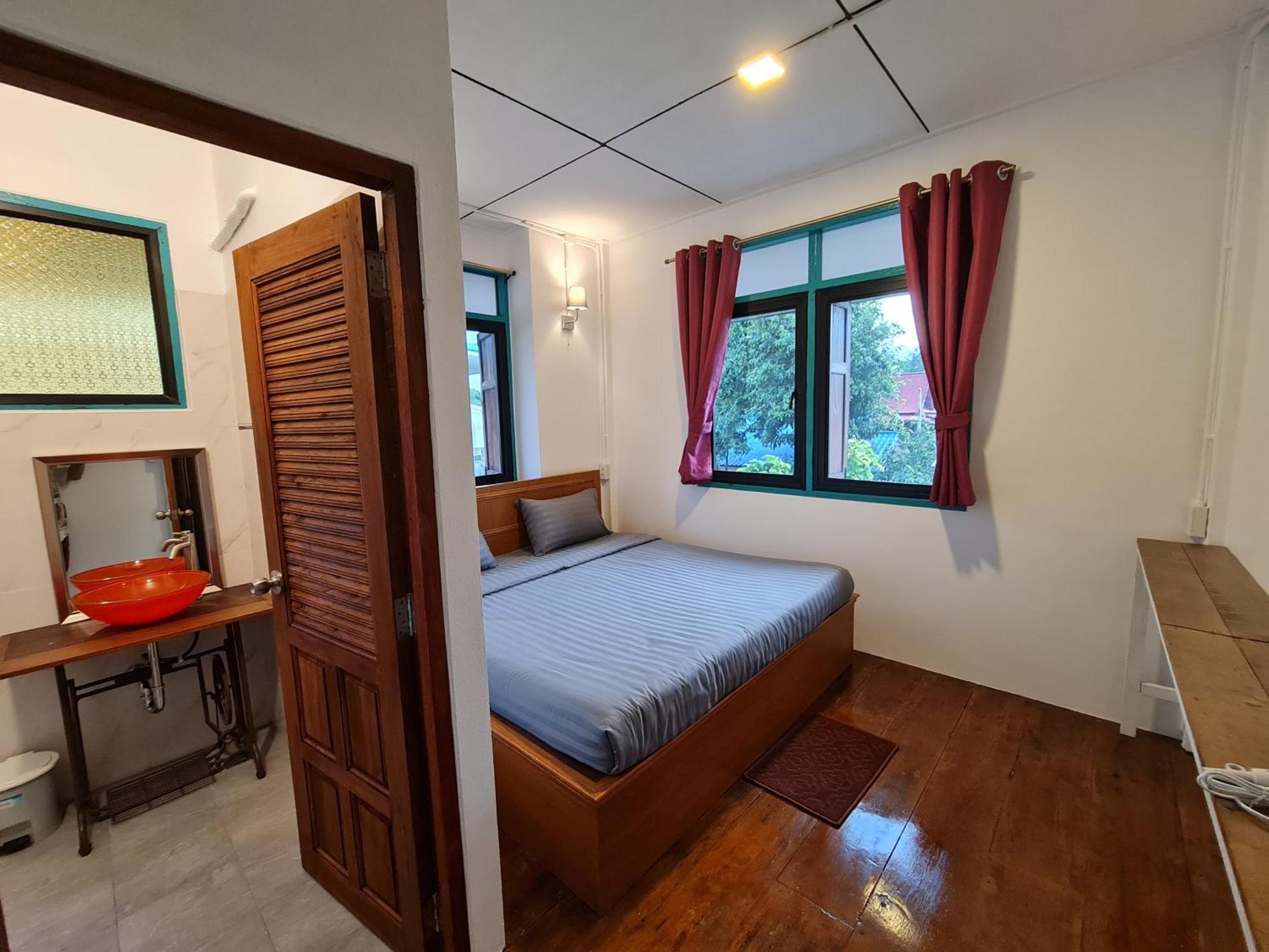 Tepbunthomhouse Homestay